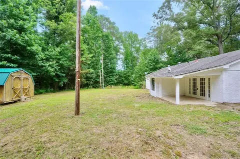 Exterior - 14908 Brown Bridge Rd, Covington, GA 30016 photo 6 of 7