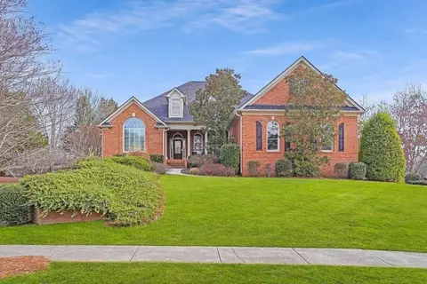 2565 Scarlet Oak Ln, Braselton, GA 30517