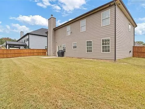 Exterior - 796 Pinnacle Dr, Winder, GA 30680 photo 5 of 12