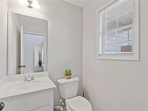 Bath - 796 Pinnacle Dr, Winder, GA 30680 photo 1 of 5