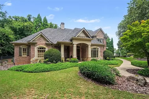 8054 Kenstone Ct, Sandy Springs, GA 30350