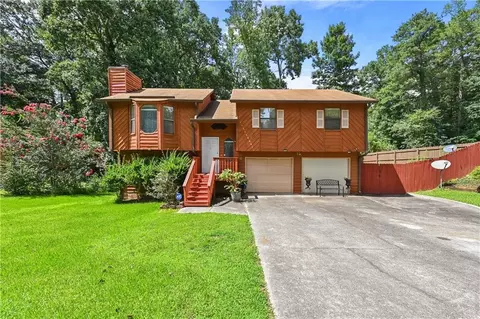 2670 Throatlatch Ln SW, Marietta, GA 30064