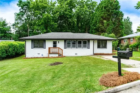 111 Woodhaven Dr, Jonesboro, GA 30236