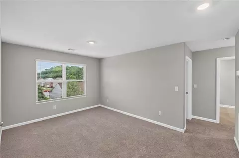 Bedroom - 1717 Beckworth Ln, Hampton, GA 30228 photo 9 of 14