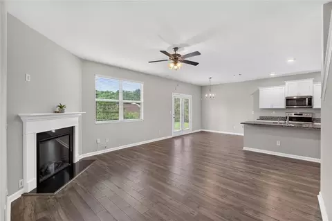 Living - 1717 Beckworth Ln, Hampton, GA 30228 photo 3 of 4