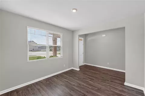 Living - 1717 Beckworth Ln, Hampton, GA 30228 photo 1 of 4