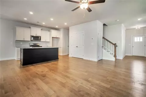 Living - 340 Lakeside Ct, Canton, GA 30114 photo 2 of 4