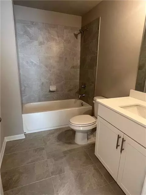 Bath - 340 Lakeside Ct, Canton, GA 30114 photo 2 of 2
