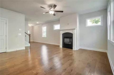 Living - 340 Lakeside Ct, Canton, GA 30114 photo 3 of 4