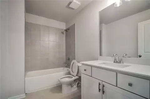 Bath - 340 Lakeside Ct, Canton, GA 30114 photo 2 of 2