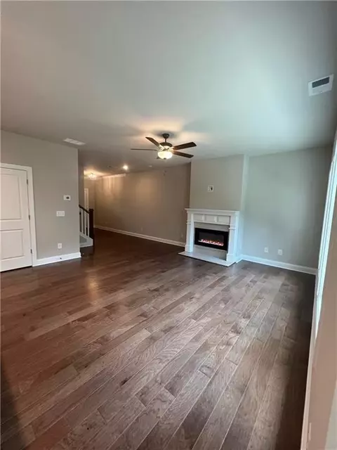 Living - 340 Lakeside Ct, Canton, GA 30114 photo 2 of 5