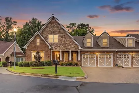 2327 Sandy Oaks Dr, Marietta, GA 30066