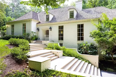300 Blackland Rd NW, Atlanta, GA 30342