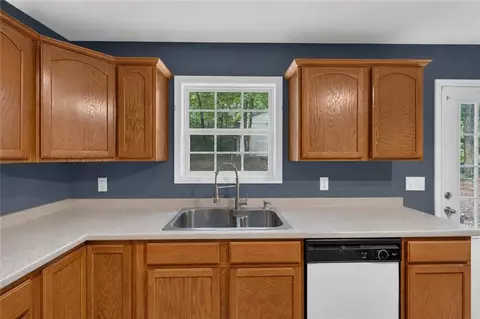 3548 Lakeview Dr, Gainesville, GA 30501 photo 14