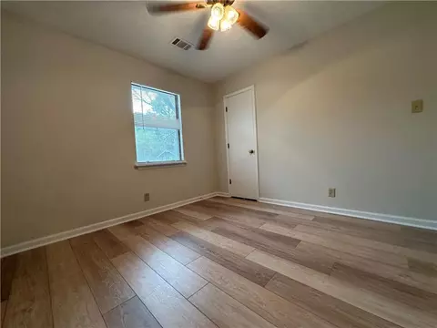 Bedroom - 2697 Shetland Ln, Duluth, GA 30096 photo 3 of 4