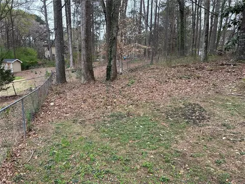 Exterior - 2697 Shetland Ln, Duluth, GA 30096 photo 5 of 6