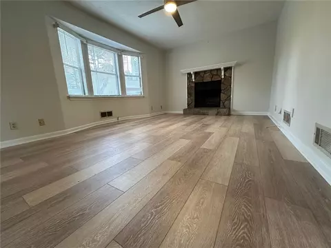 Living - 2697 Shetland Ln, Duluth, GA 30096 photo 2 of 5