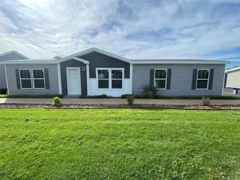 320 Thomas St, Eatonton, GA 31024