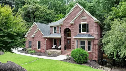 2436 Fontainebleau Dr, Atlanta, GA 30360