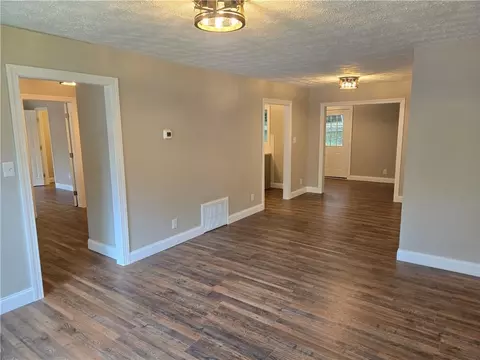 Living - 131 Mountain View Dr, Gainesville, GA 30501 photo 3 of 4