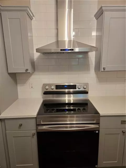 Kitchen - 131 Mountain View Dr, Gainesville, GA 30501 photo 3 of 6