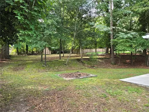 Exterior - 131 Mountain View Dr, Gainesville, GA 30501 photo 5 of 7
