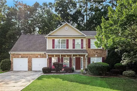 8280 Mayfern Dr, Fayetteville, GA 30215