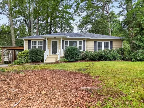 1654 Bristol Dr NE, Atlanta, GA 30329
