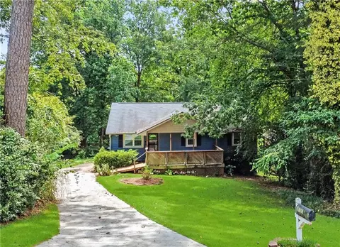 3180 Oak Dr, Lawrenceville, GA 30044