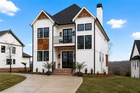 7410 Crestline Dr, Dawsonville, GA 30534
