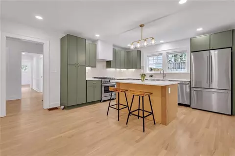 1004 Westmoor Dr NW, Atlanta, GA 30314