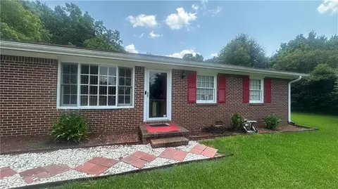 2323 Locust Grove Rd, Griffin, GA 30223