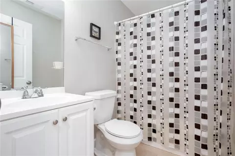 Bath - 6 Pollock St SW, Rome, GA 30161 photo 2 of 2