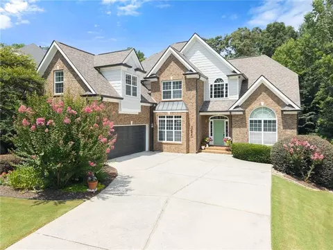 5620 Battle Ridge Dr, Flowery Branch, GA 30542