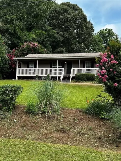 136 Marshall Fuller Rd, Dallas, GA 30157