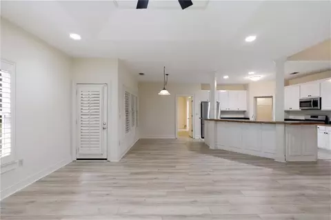 Living - 100 Clay Ct, Tyrone, GA 30290 photo 2 of 3