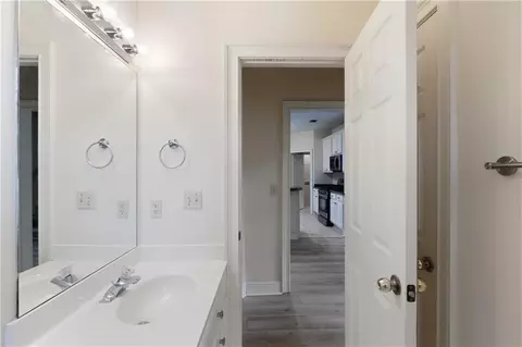 Bath - 100 Clay Ct, Tyrone, GA 30290 photo 5 of 5