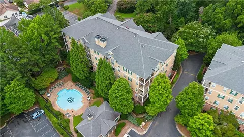 3106 Stratford Cmns, Decatur, GA 30033