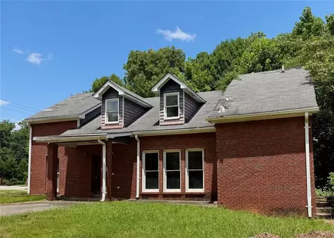 5855 Oakdale Rd SE, Mableton, GA 30126