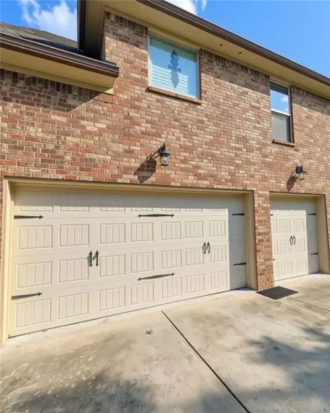 241 Gucci Cir, Stockbridge, GA 30281