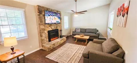 3295 Redona Dr, College Park, GA 30349