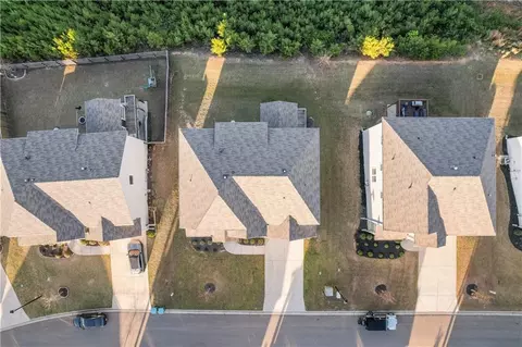 View/Area - 622 Little Bear Loop, Canton, GA 30114 photo 2 of 5