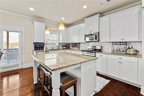 Kitchen - 622 Little Bear Loop, Canton, GA 30114 photo 2 of 3