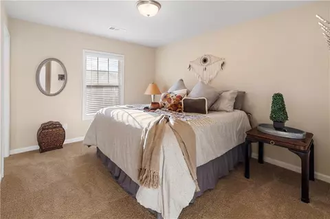 Bedroom - 622 Little Bear Loop, Canton, GA 30114 photo 4 of 7