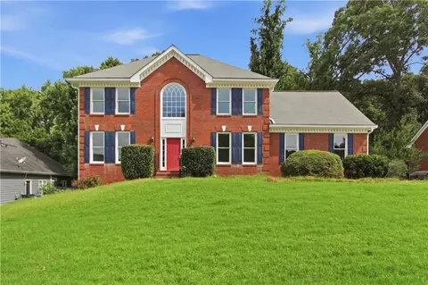 470 Fairway Walk Dr, Lawrenceville, GA 30043