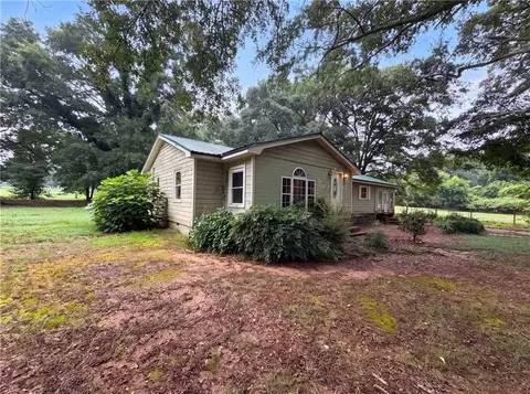 686 Hancock Bridge Rd, Winder, GA 30680 photo 12