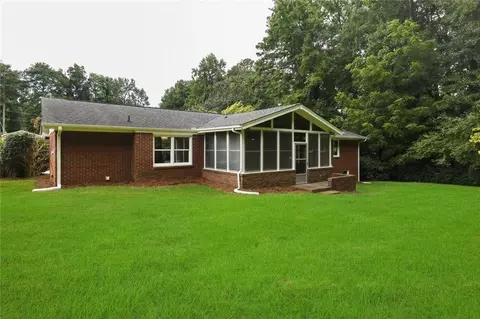 Exterior - 2905 Red Pine Ct, Duluth, GA 30096 photo 7 of 8