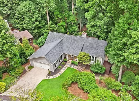 120 Boxelder Ln, Roswell, GA 30076