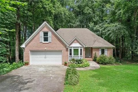 4625 Lincoln Way SW, Lilburn, GA 30047
