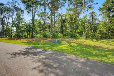 111 Palisade Dr, Rydal, GA 30171 photo 2